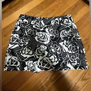 Express mini skirt with shorts
